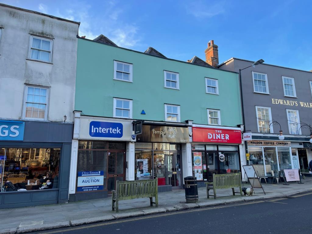 Lot: 145 - MIXED USE COMMERCIAL PREMISES WITH PART VACANT POSSESSION - Street view of 32 High street Maldon